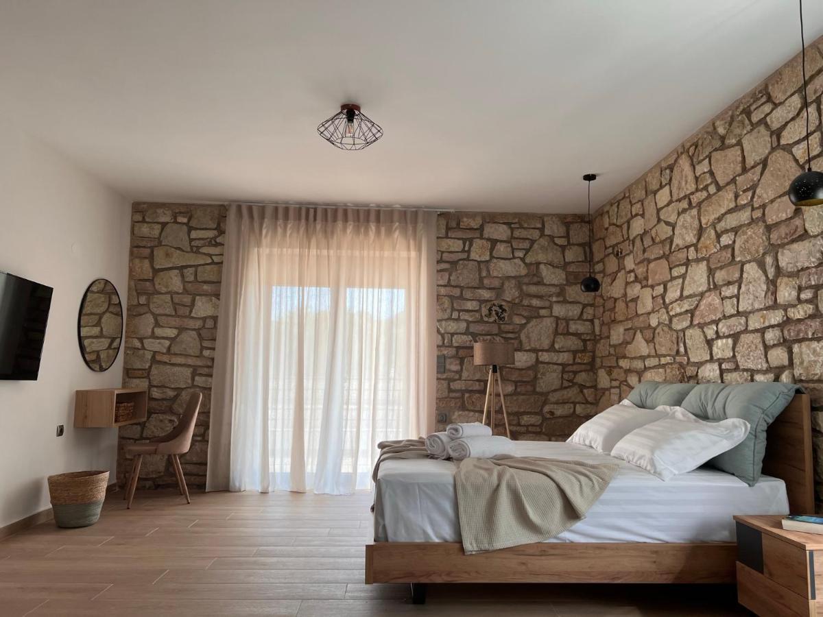 Michelangelo Suites And Apartments Valanidorachi Екстер'єр фото