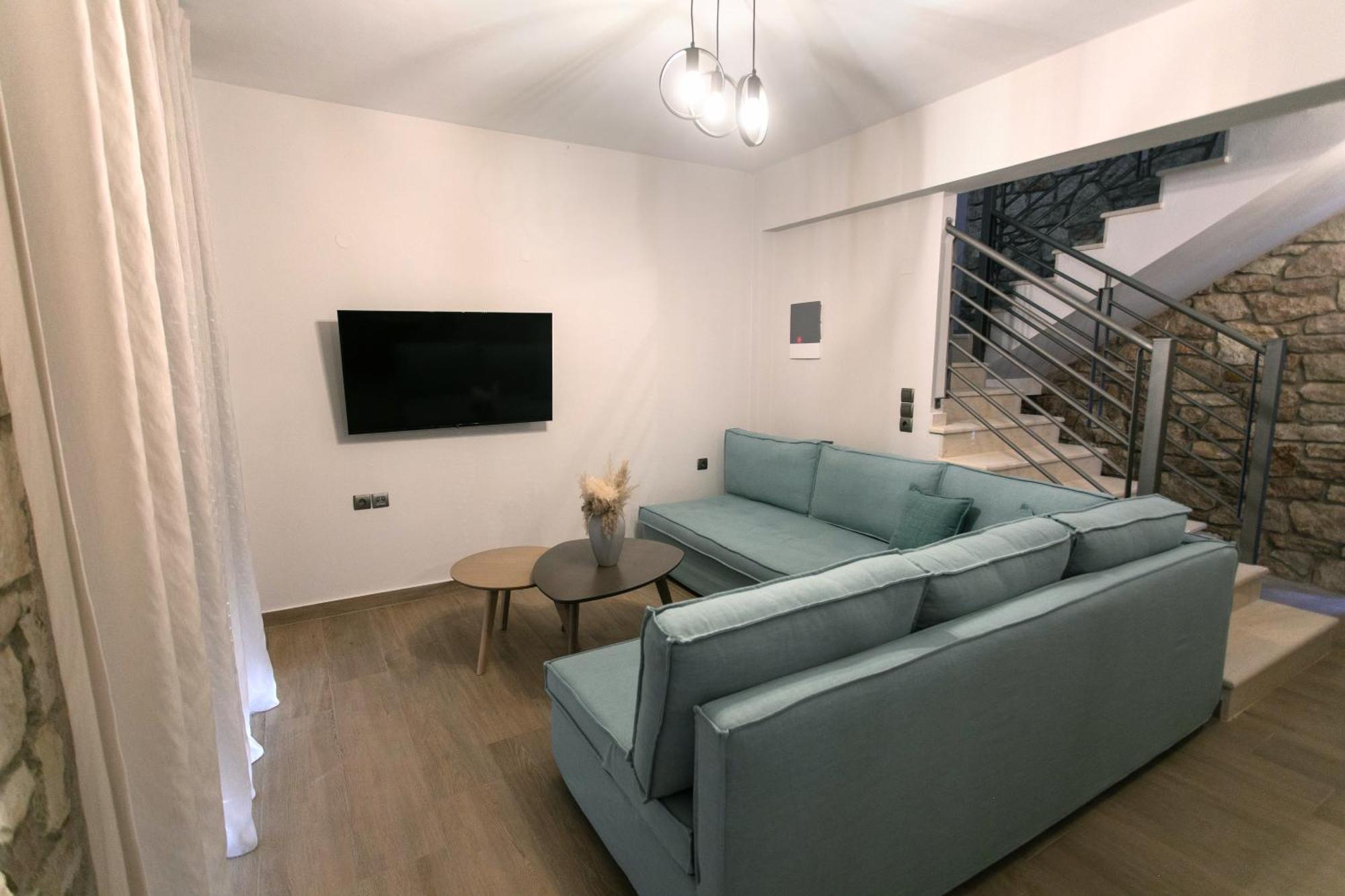 Michelangelo Suites And Apartments Valanidorachi Екстер'єр фото