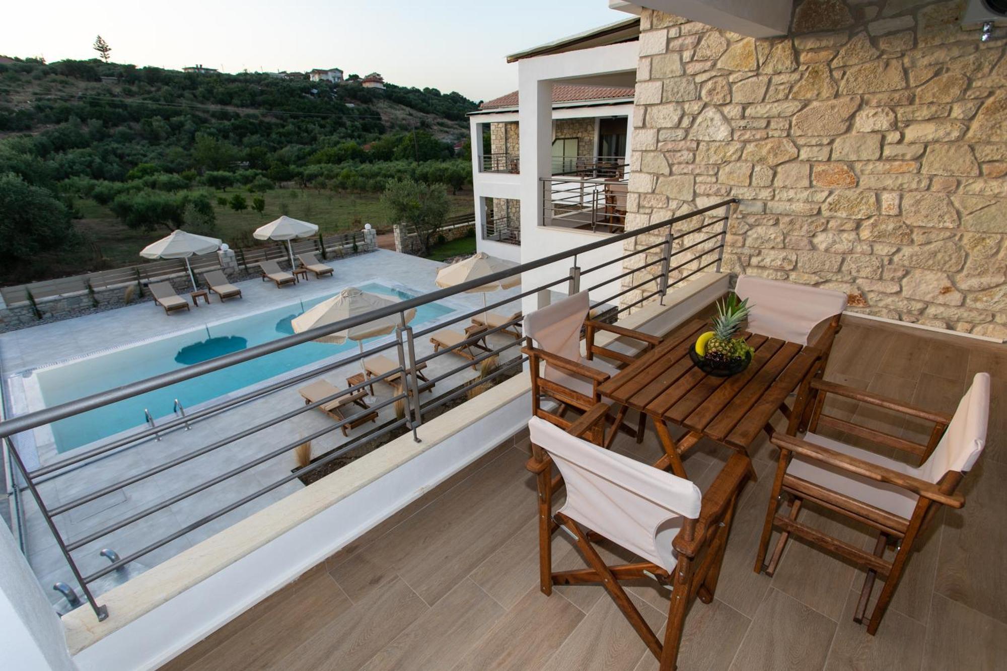 Michelangelo Suites And Apartments Valanidorachi Екстер'єр фото