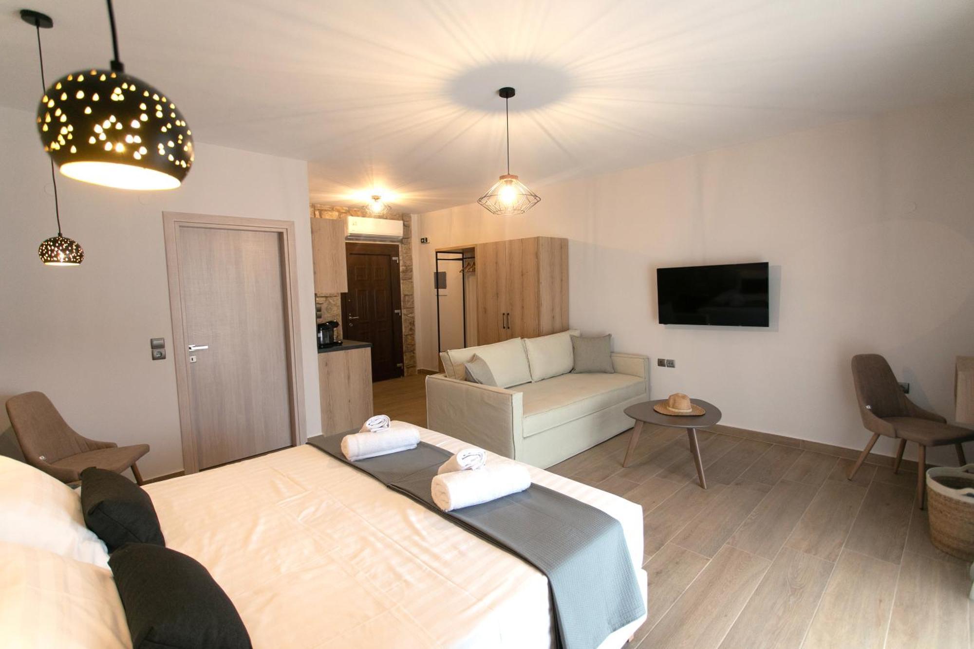 Michelangelo Suites And Apartments Valanidorachi Екстер'єр фото