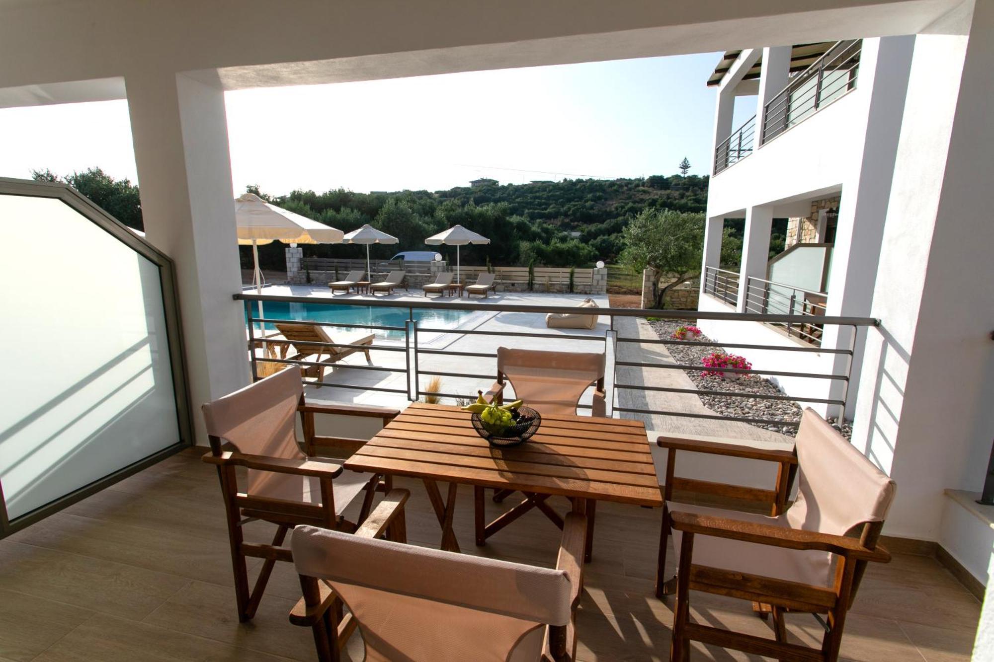 Michelangelo Suites And Apartments Valanidorachi Екстер'єр фото